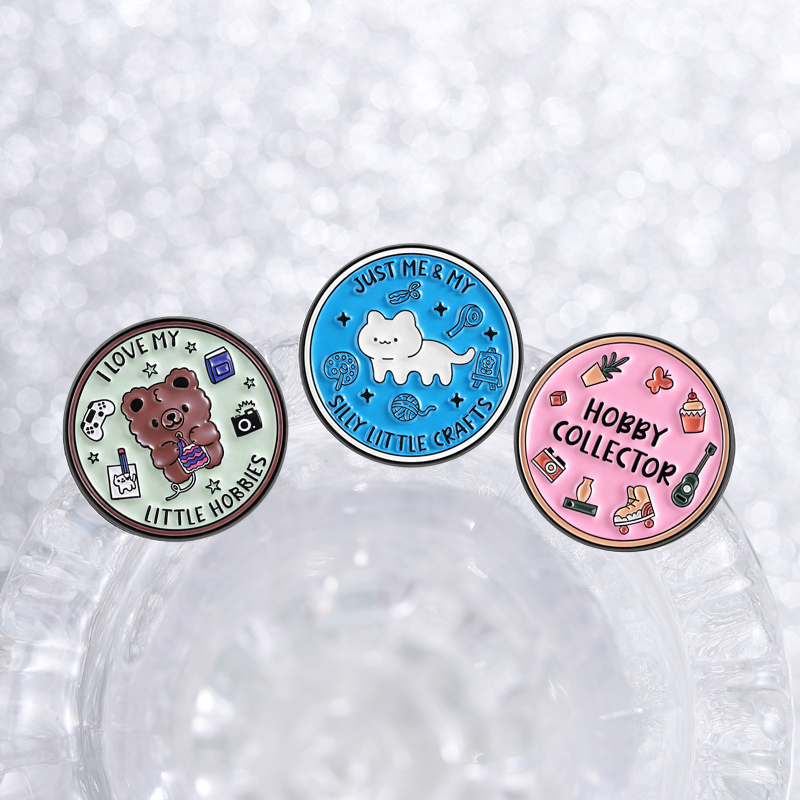 Hobby Collector Enamel Pins Cr - đánh giá và giá Photography Book